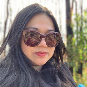 Meet your Posher, Myra